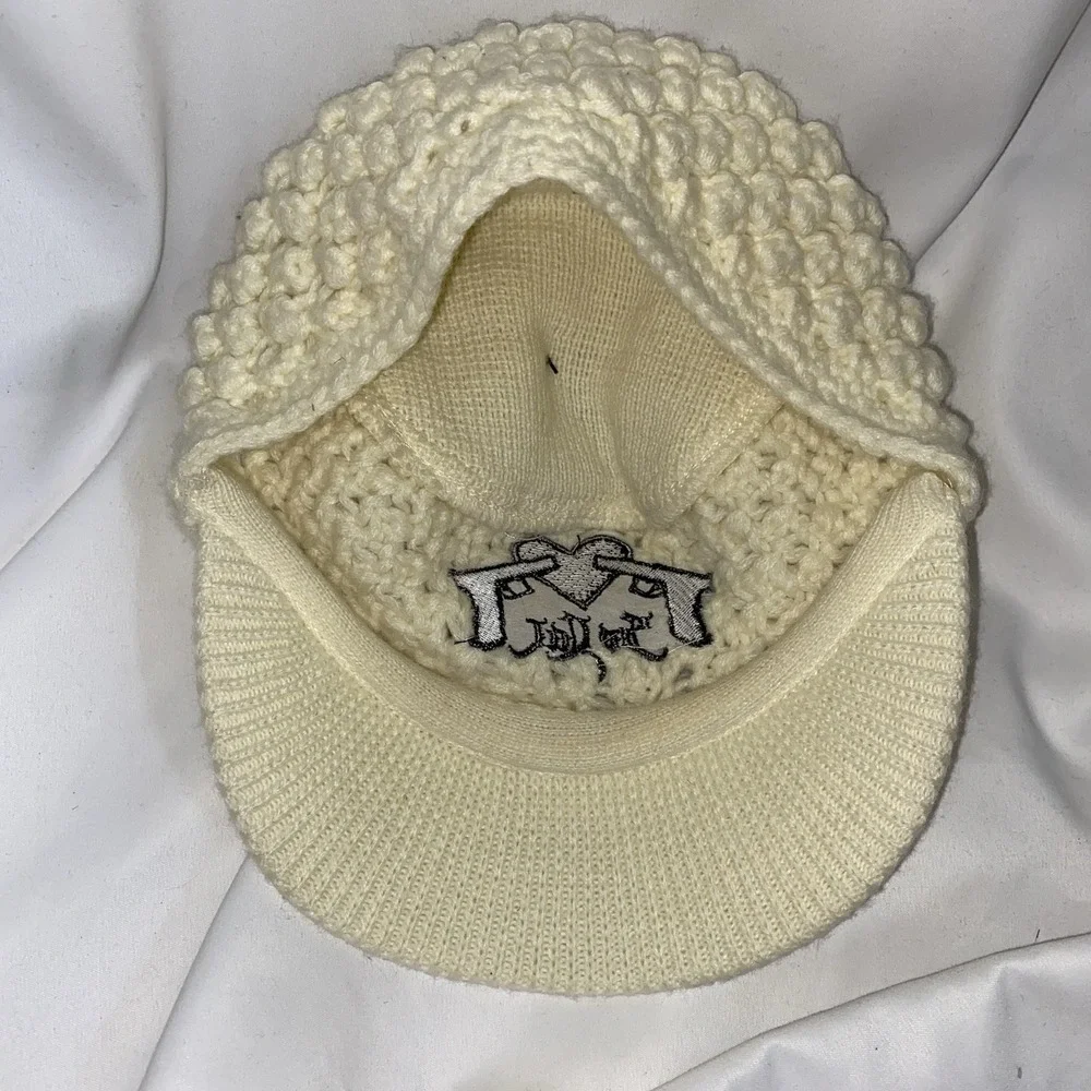 Y2K 2000s No Fear Womens Knit Beanie Hat Embroidered Heart Gun Skater NWT